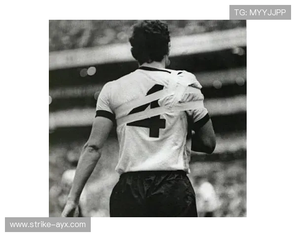 足球皇帝贝利的传奇一生与世界足坛的深远影响分析